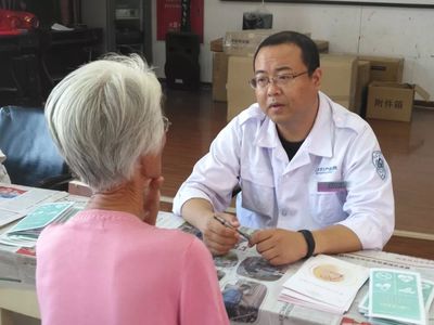 北京婦產(chǎn)醫(yī)院開(kāi)展“院鎮(zhèn)共建 健康使者 送醫(yī)下鄉(xiāng)”義診咨詢活動(dòng)